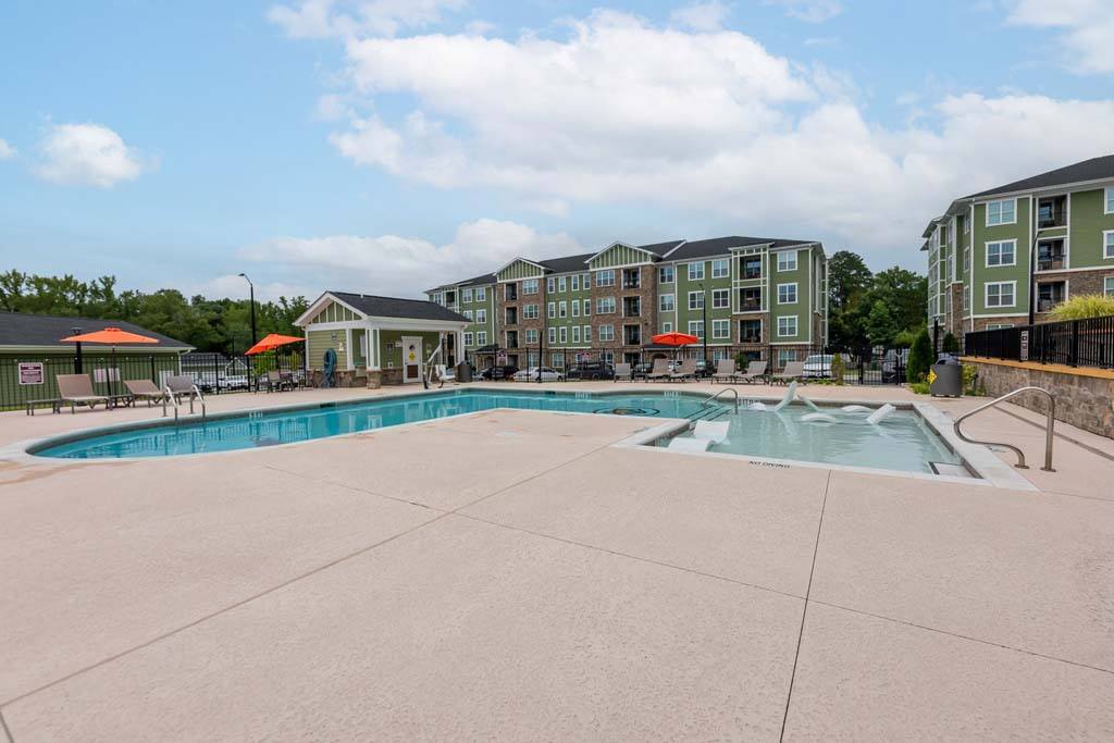 Affordable Housing - Luxury Apartments at Foxwood Image 10