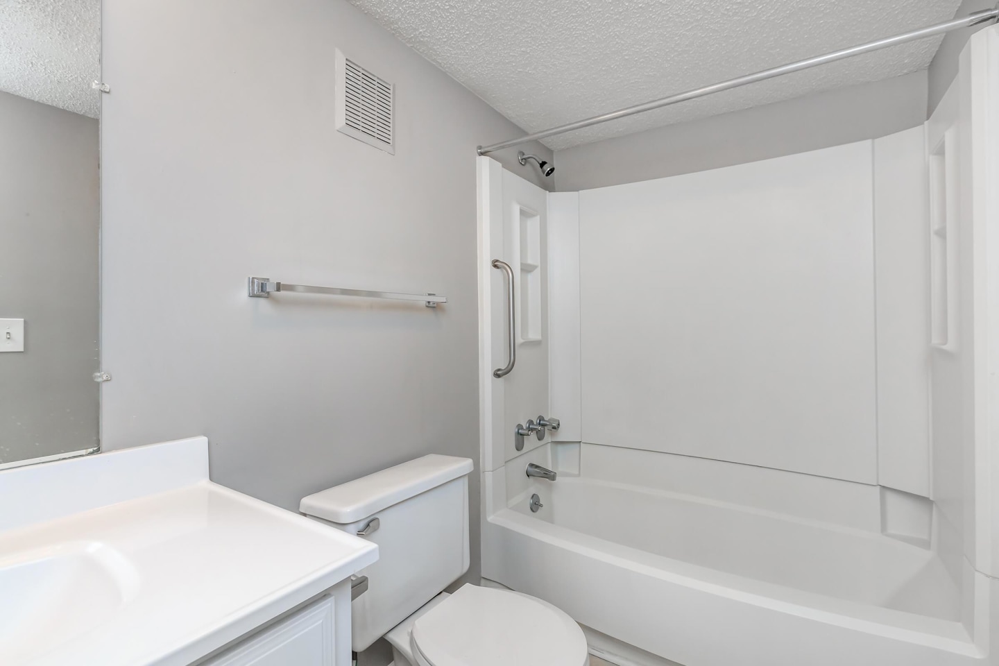 Hickory View Image 37