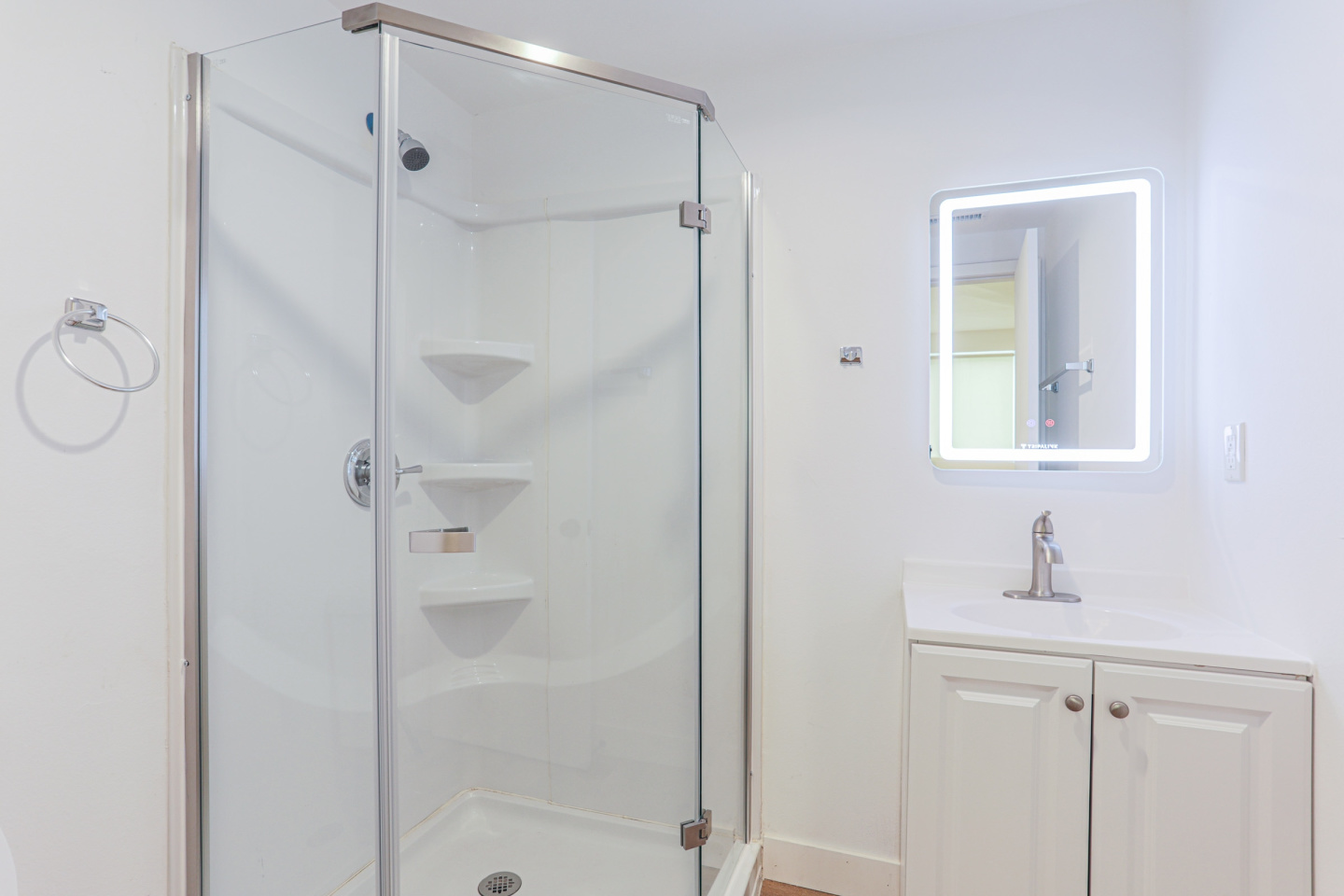 1545 W 36th Place - Co-Living Image 11