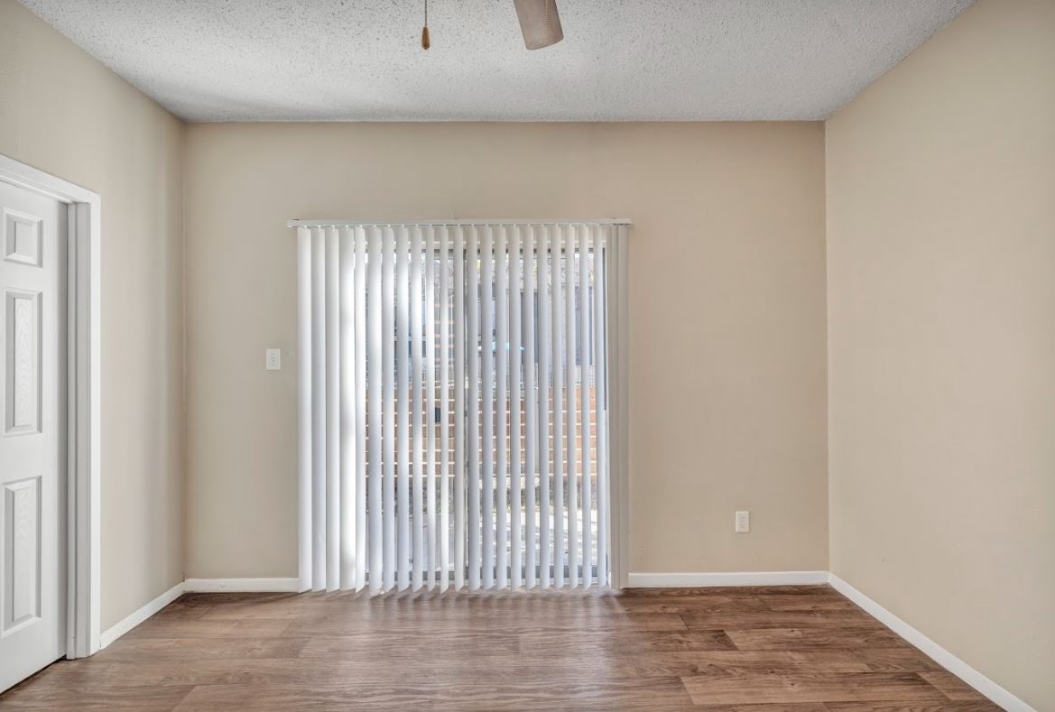 Enclave Image 30