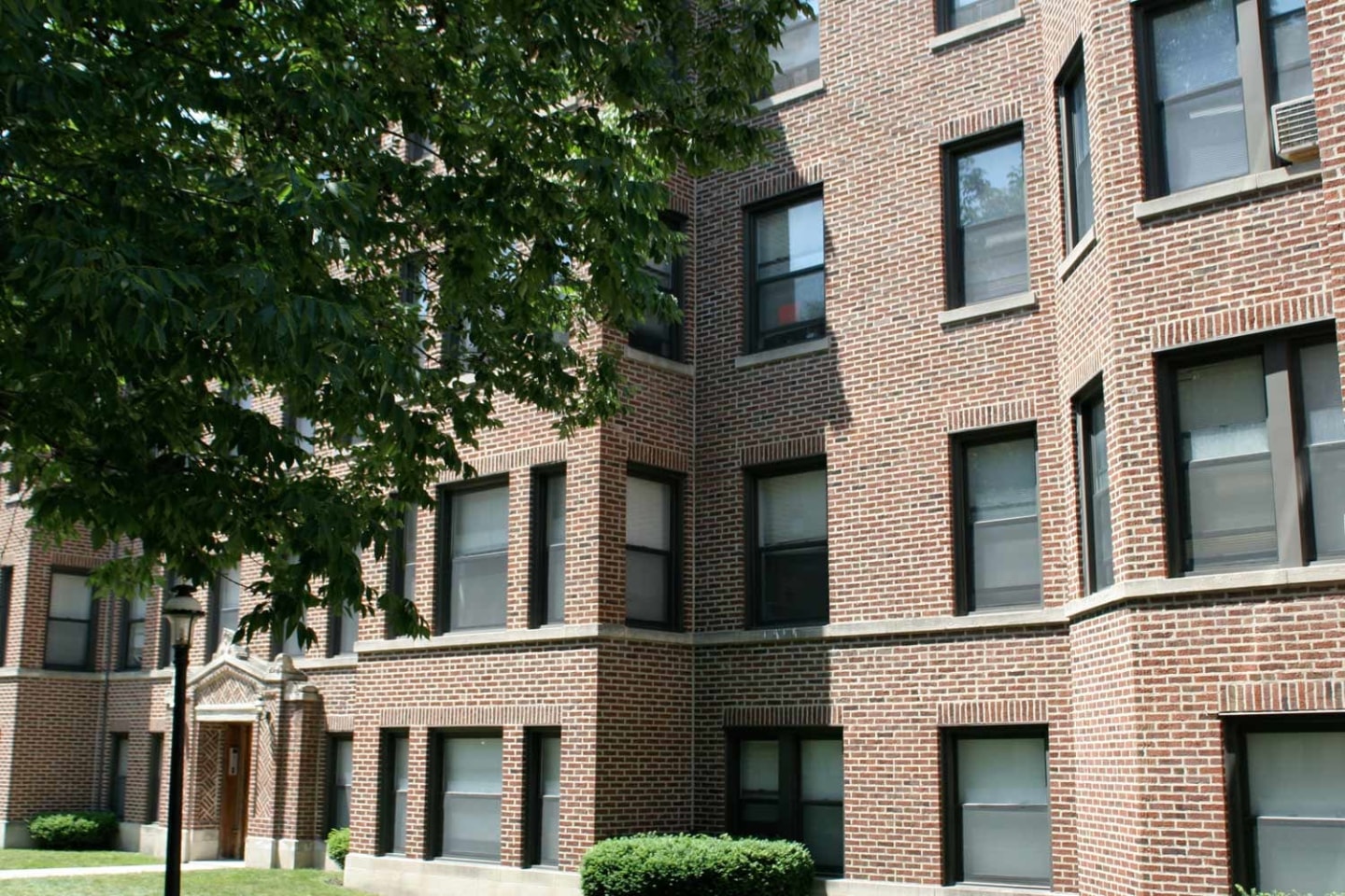 1101 E. Hyde Park Boulevard Image 7