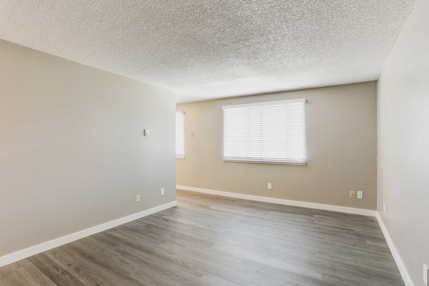 T Street Apartments Image 7