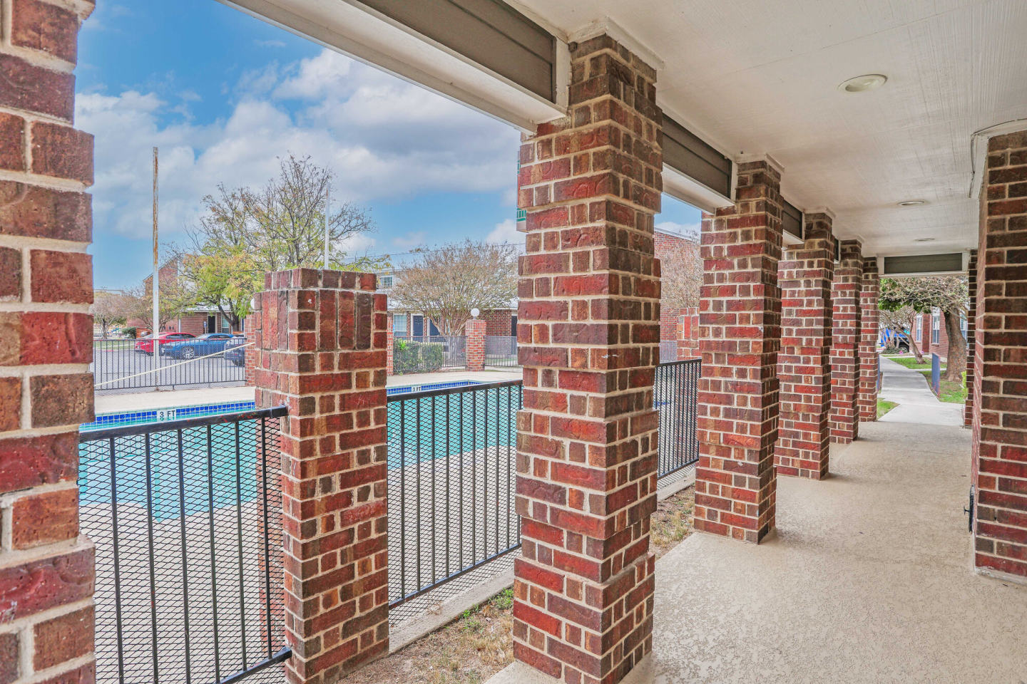 Thompson Place Apartments Image 16