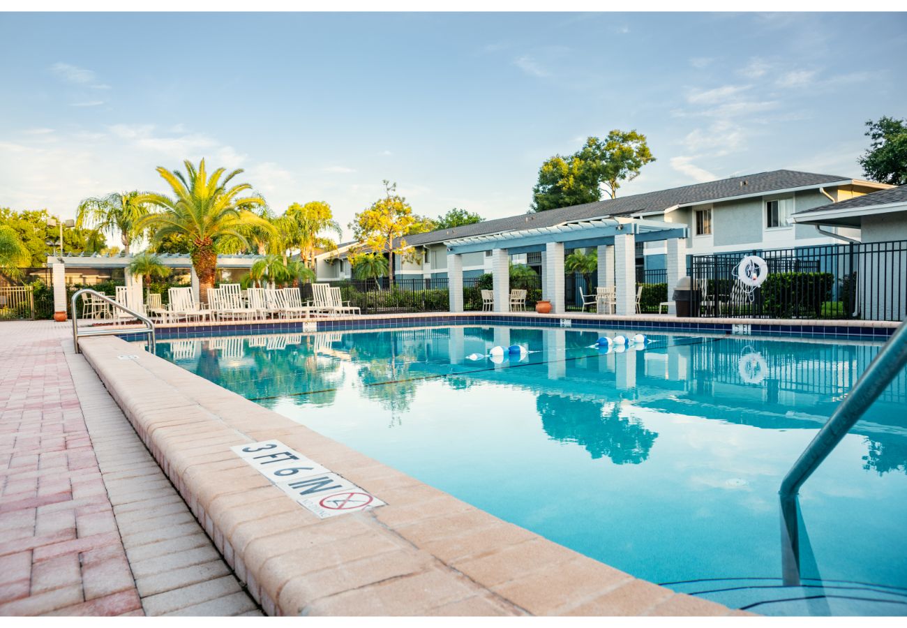 The Palms at Countryside Apartments Image 8