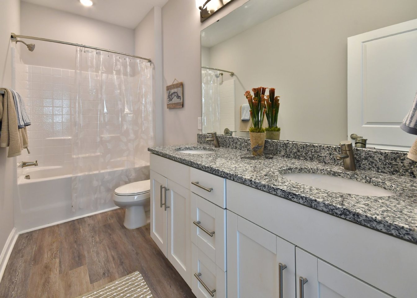 Grand Oaks Apartments Image 23
