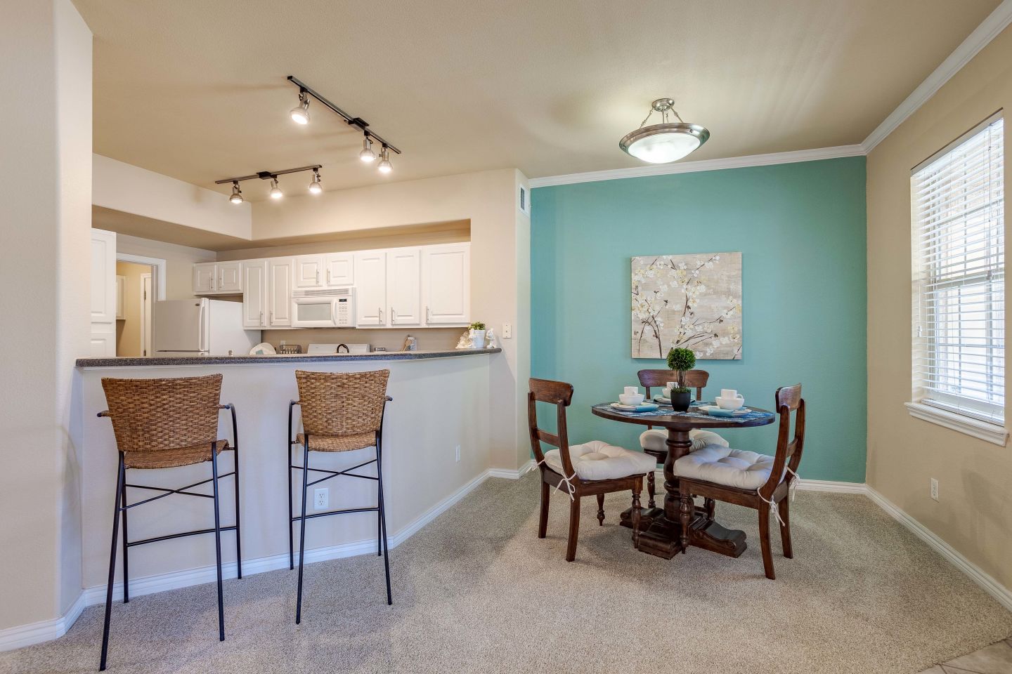 Resort at University Park Apartment Homes Image 6