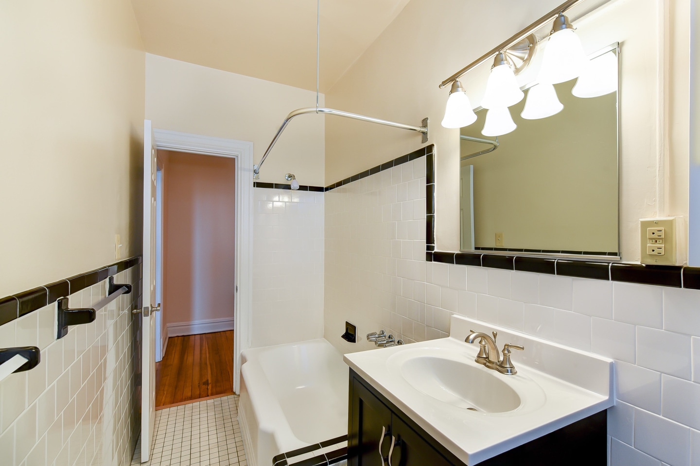 2701 Connecticut Ave Image 14