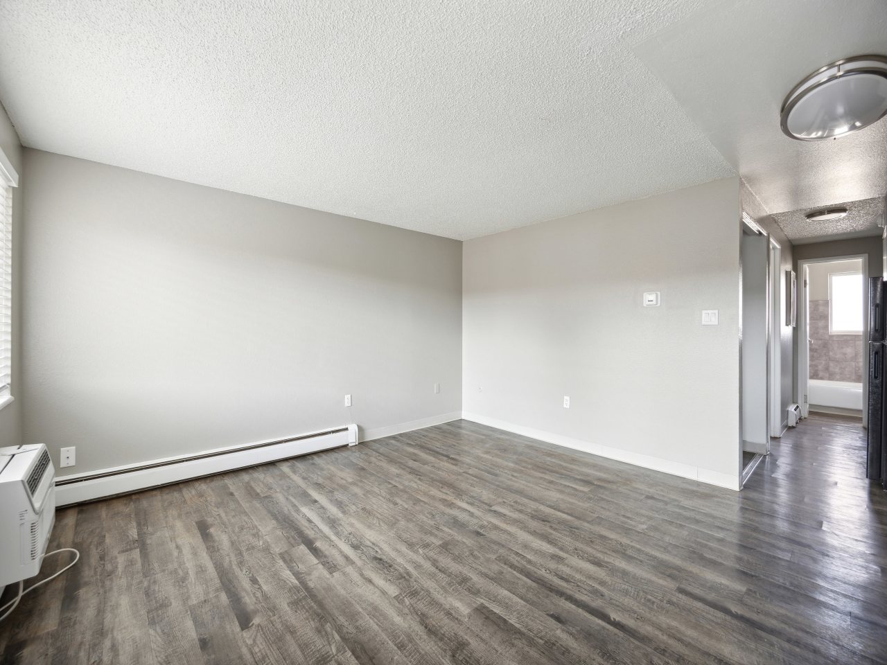 Newport Square Apartments Image 44