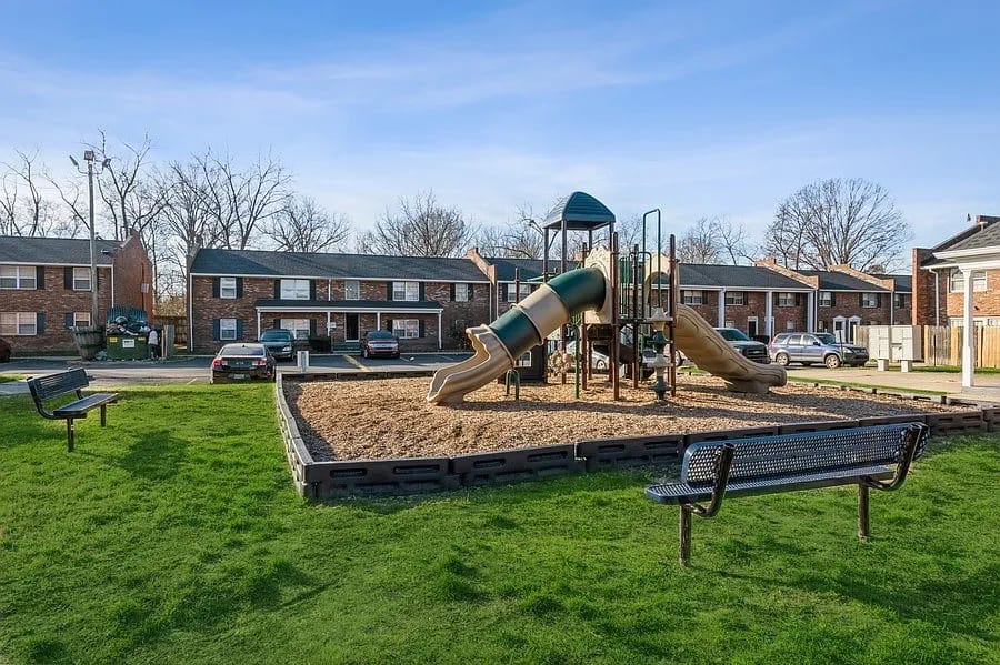 Arlington Village Image 12