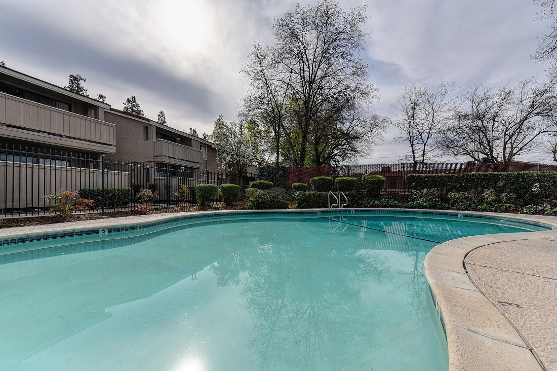 Greenback Gardens Image 2