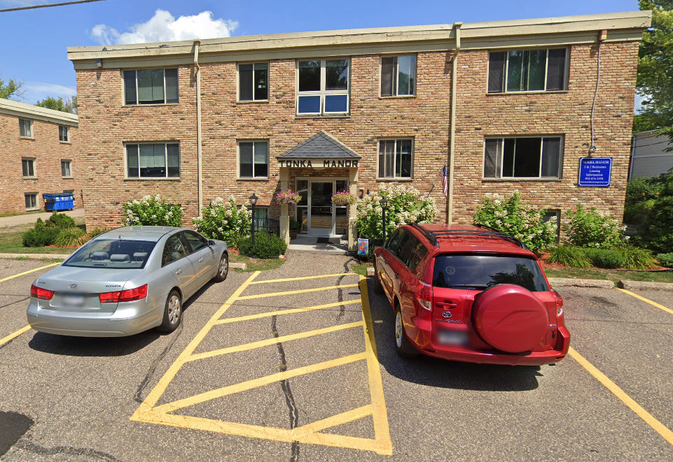 Tonka Manor Image 1