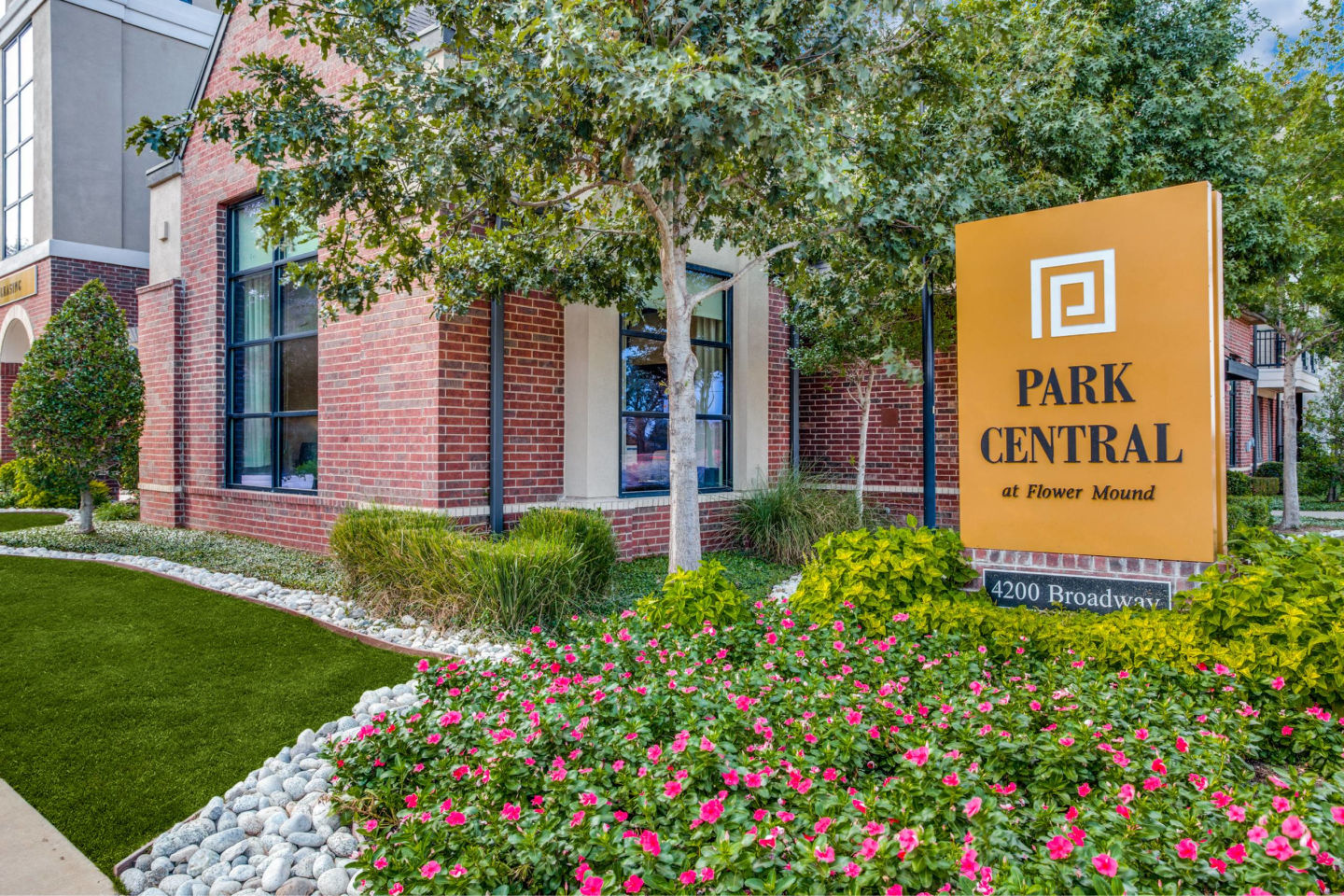 Park Central Flower Mound Image 14