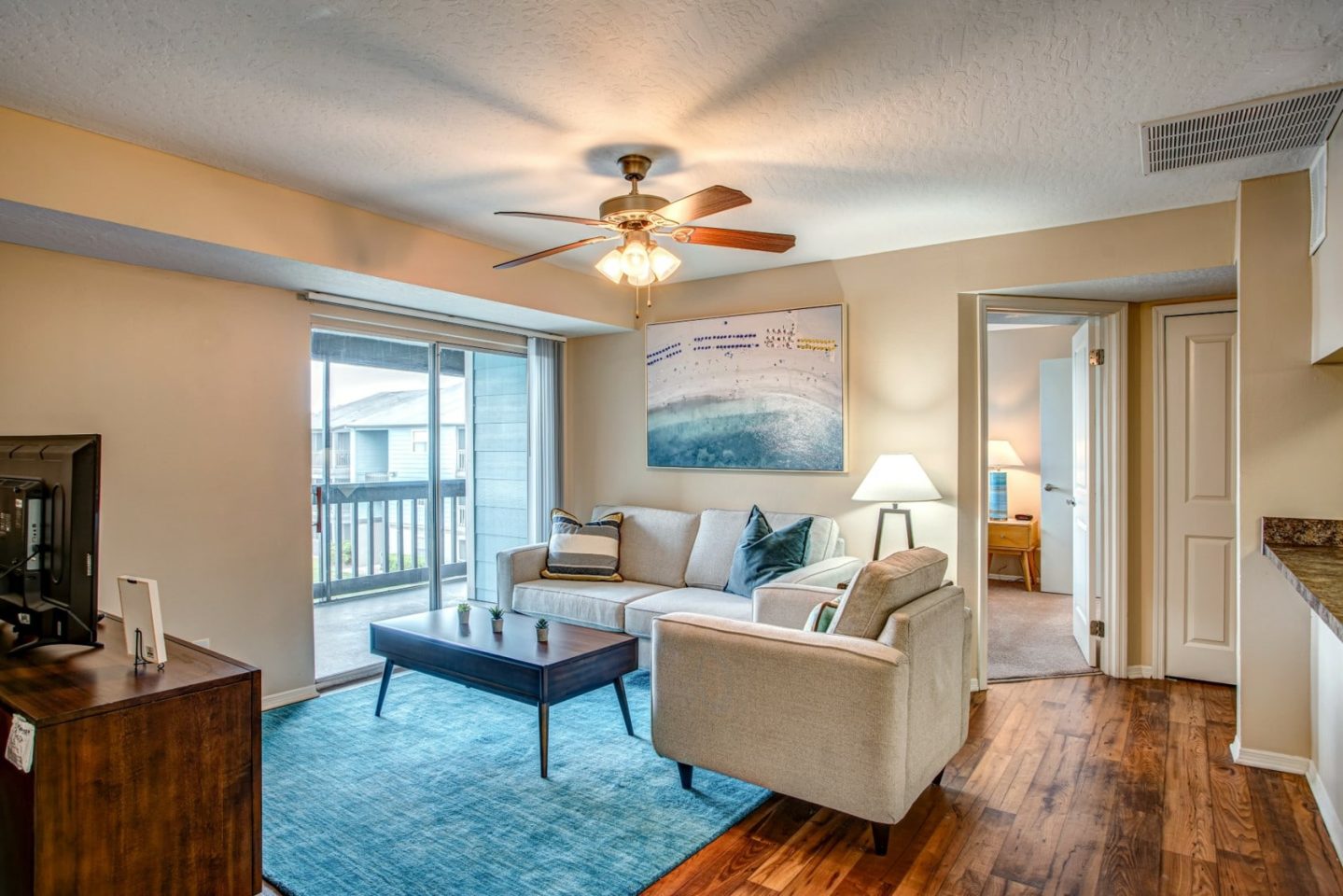The Savannahs at James Landing Apartments Image 13