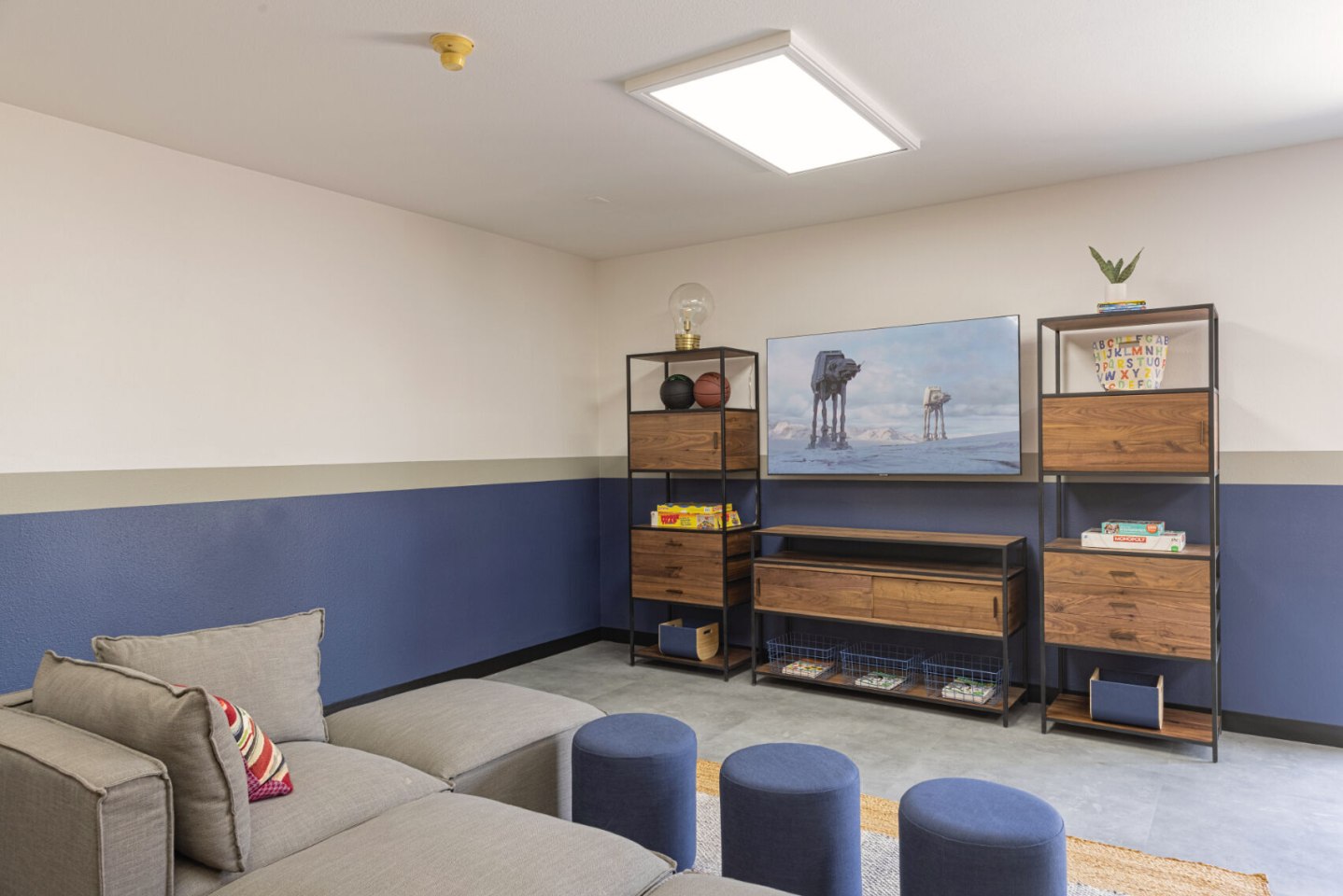 Lowry Heights Image 7