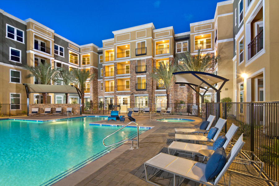 District at Biltmore Apartments Phoenix Image 17