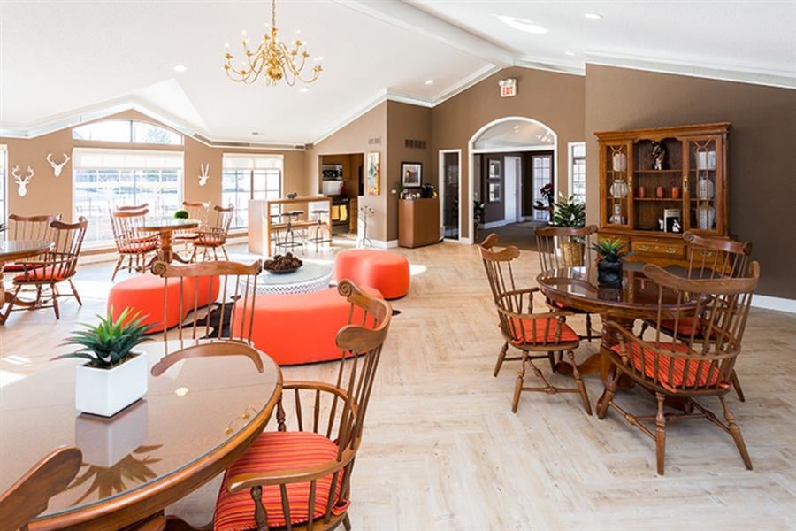 Saddle Creek Image 7