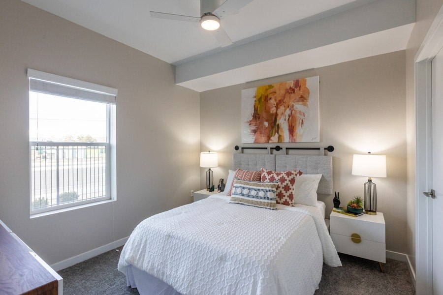 Parq Crossing Apartments Image 12