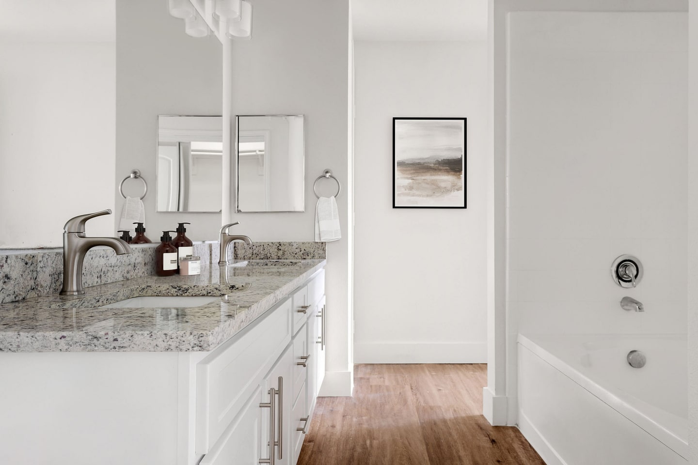 Lakeside Villas (Dallas) Image 29