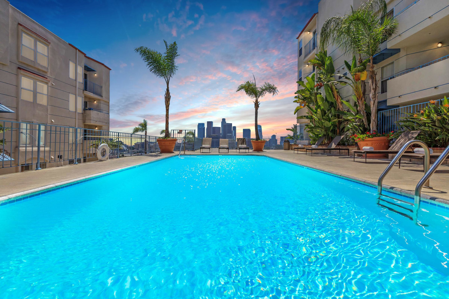 Skyline Terrace Apartments Image 17