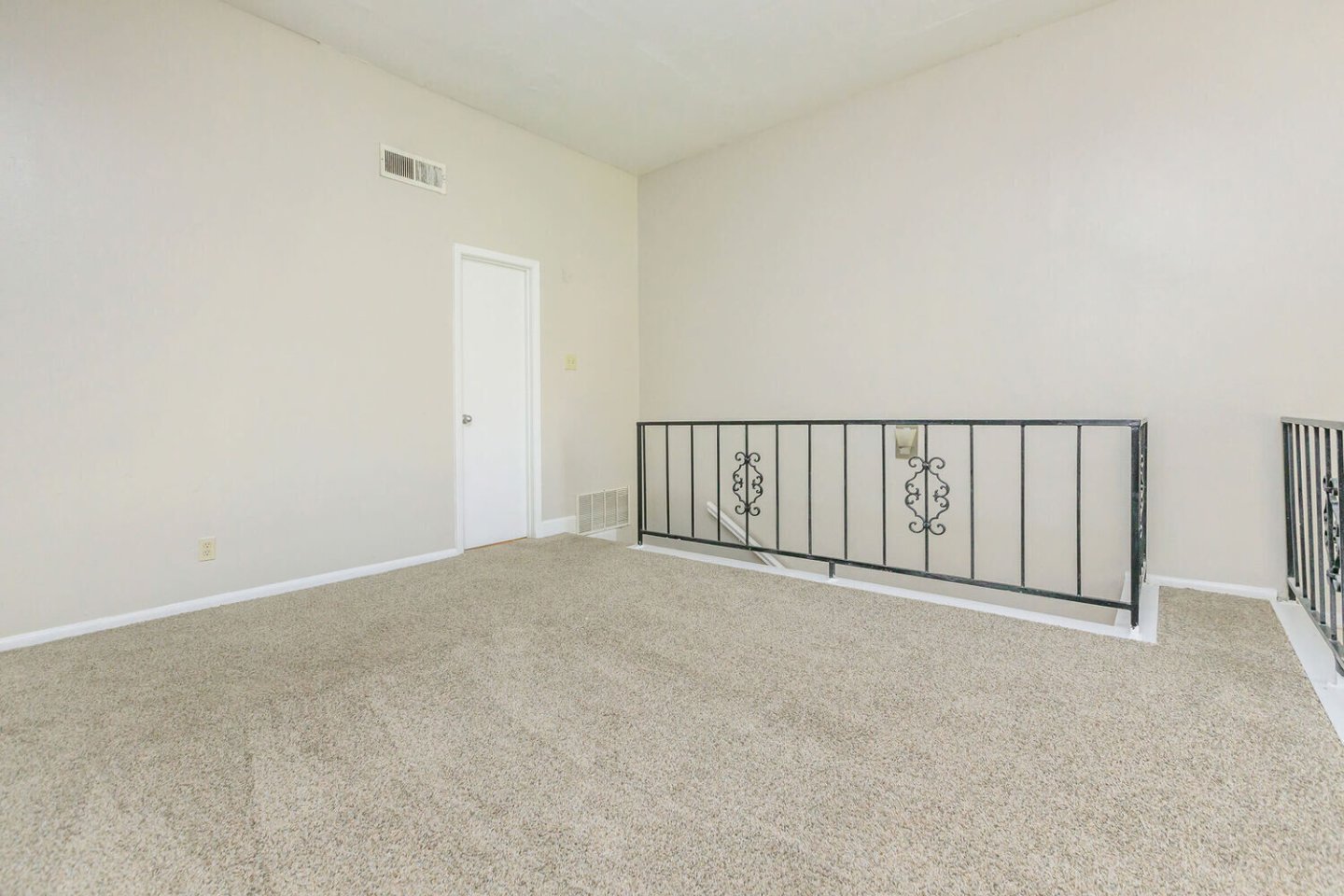 New England Village Apartments Image 6