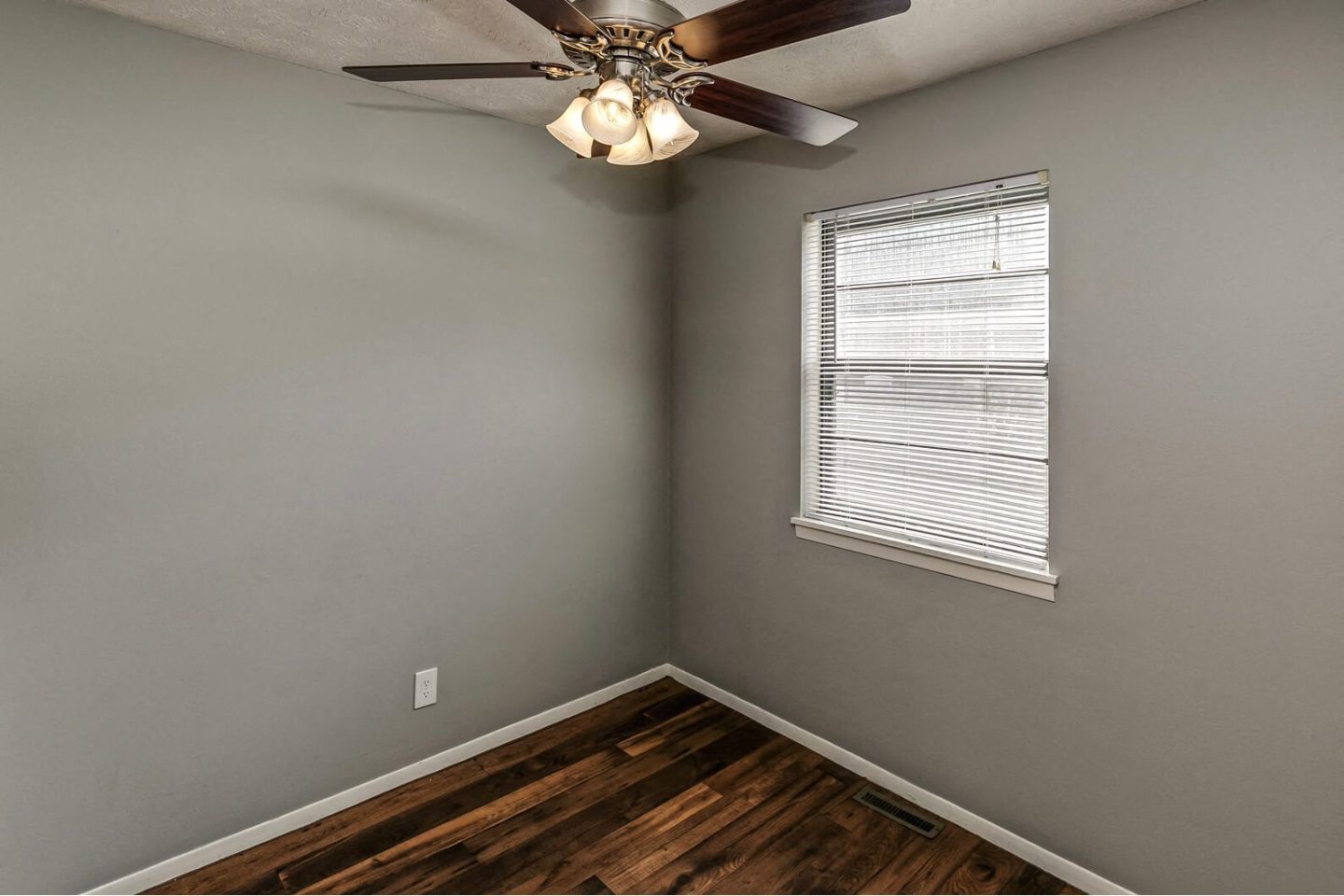Terrace Garden Townhomes Image 21