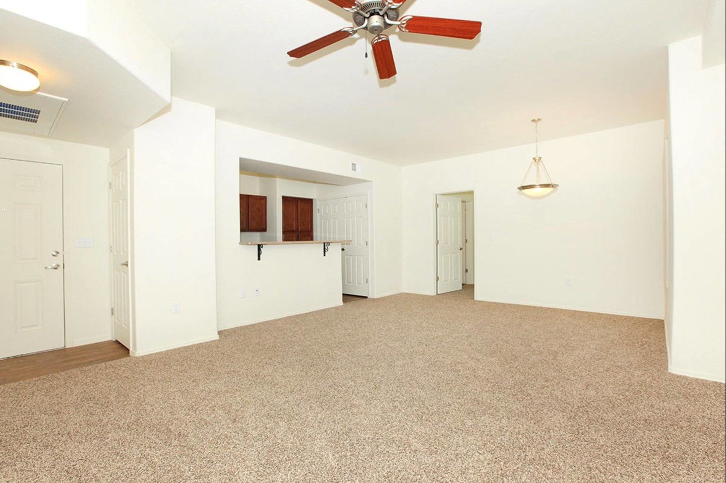 Raintree Apartments Image 12