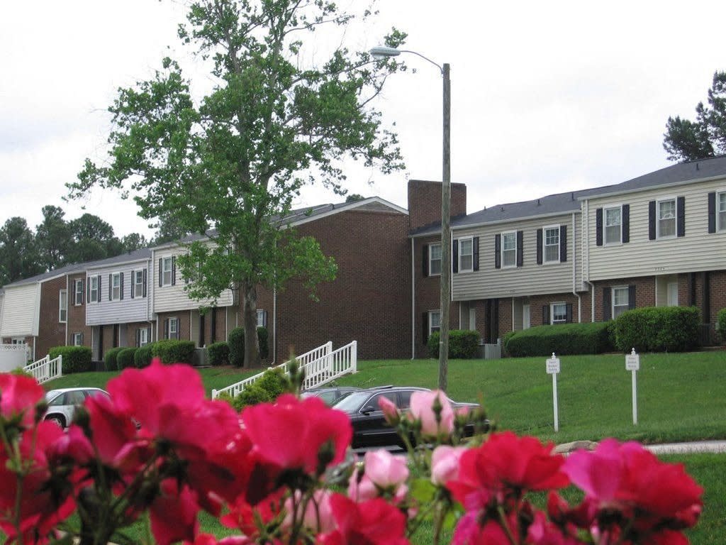Colony Townhomes Image 1