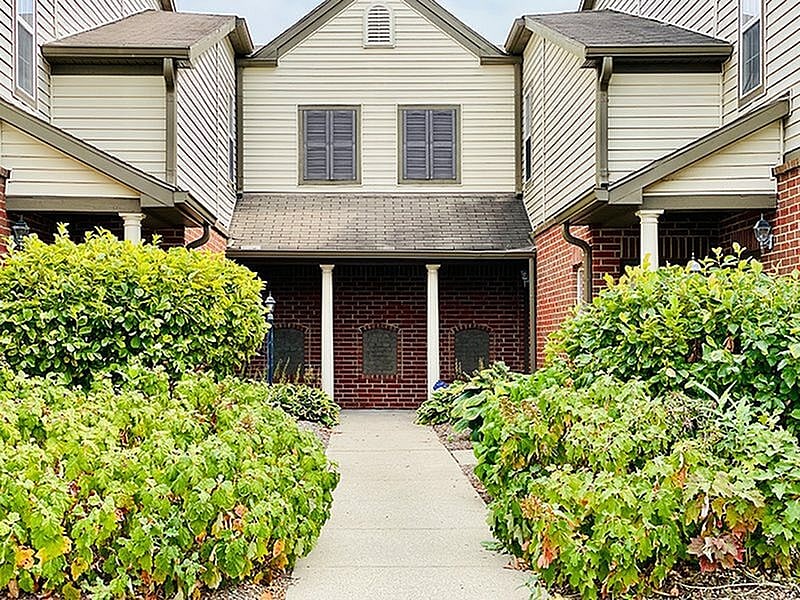 Gateway Crossing Apartment Homes Image 5