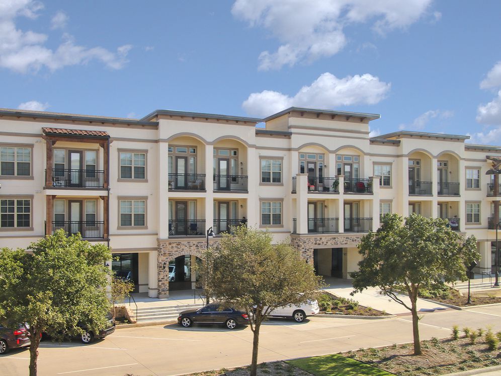 Avalon Lakeside Image 41