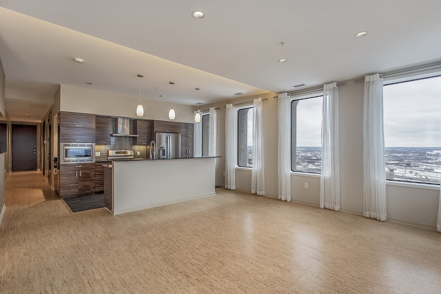 Iconic Living at The 9 Image 9