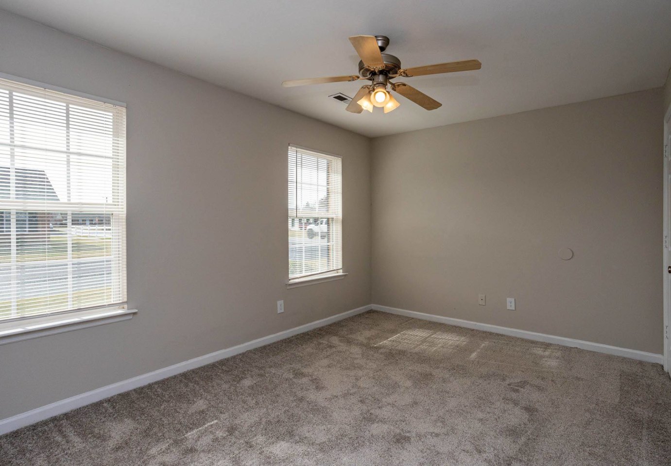 Fort Town Place Image 20