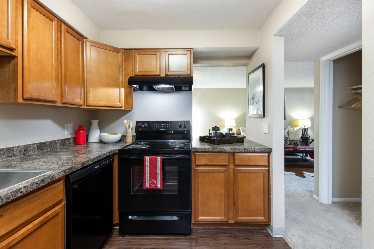 Webster Lake Apartments Image 6