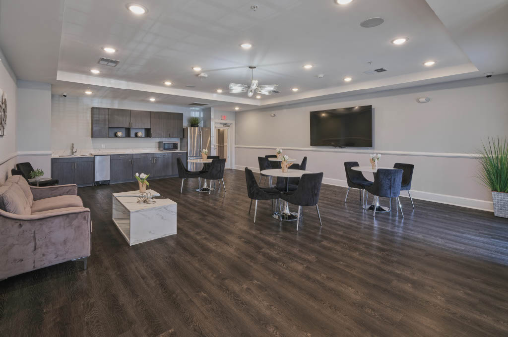 Pearl Pointe Apartments Image 40