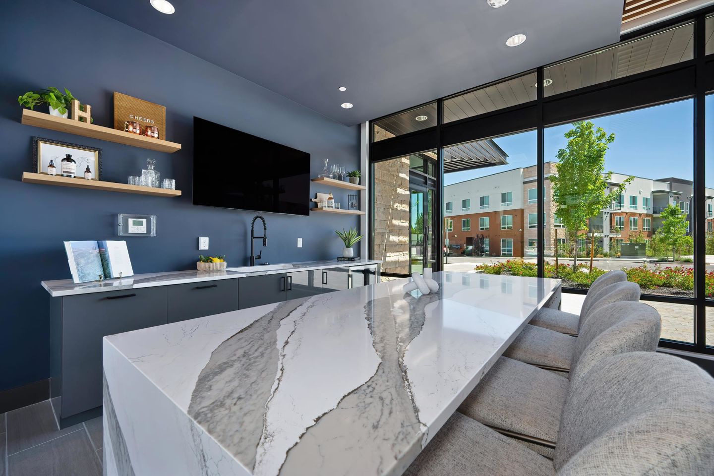Halcyon Apartments Image 121