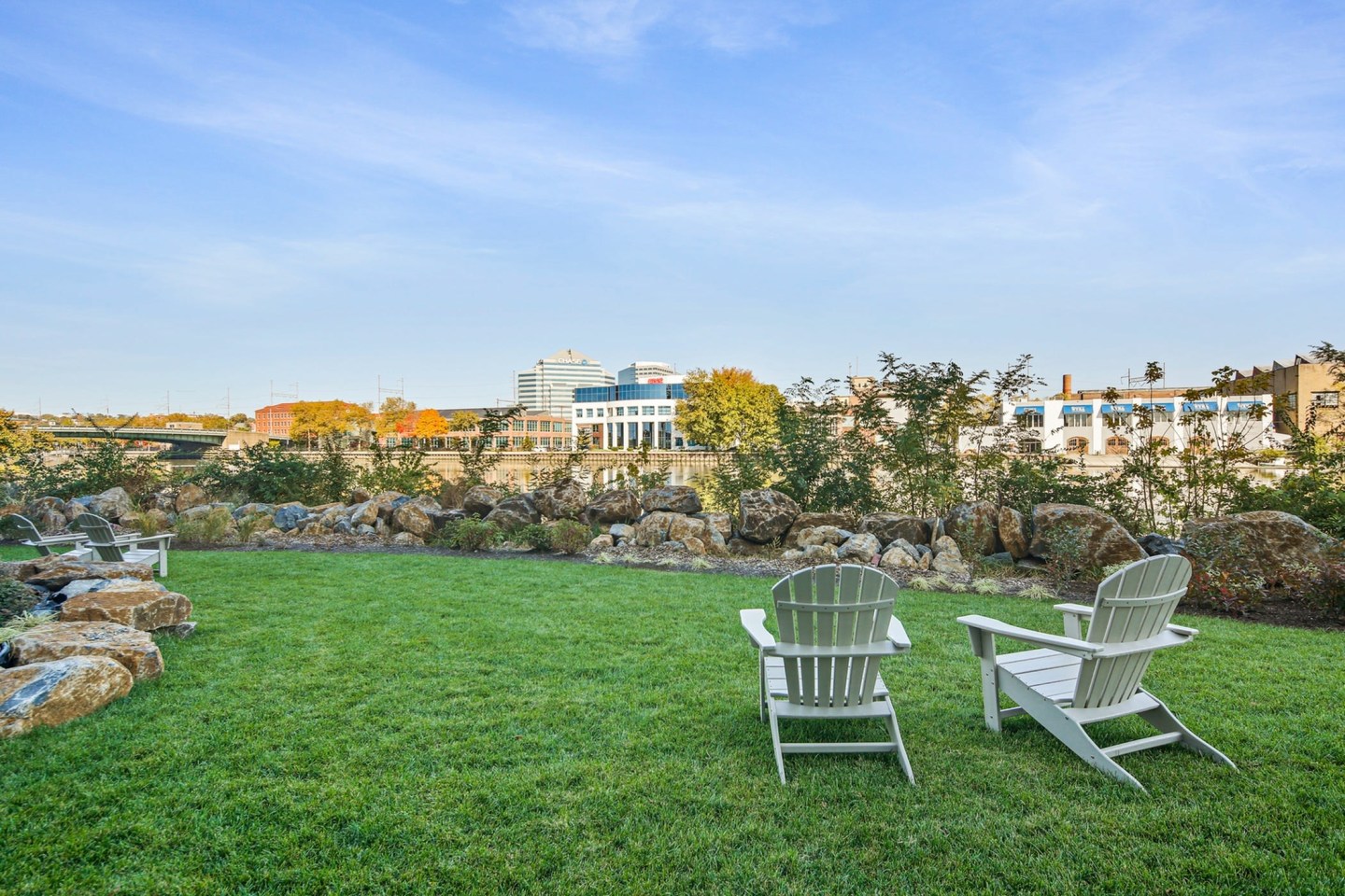 River House Apartments Image 36