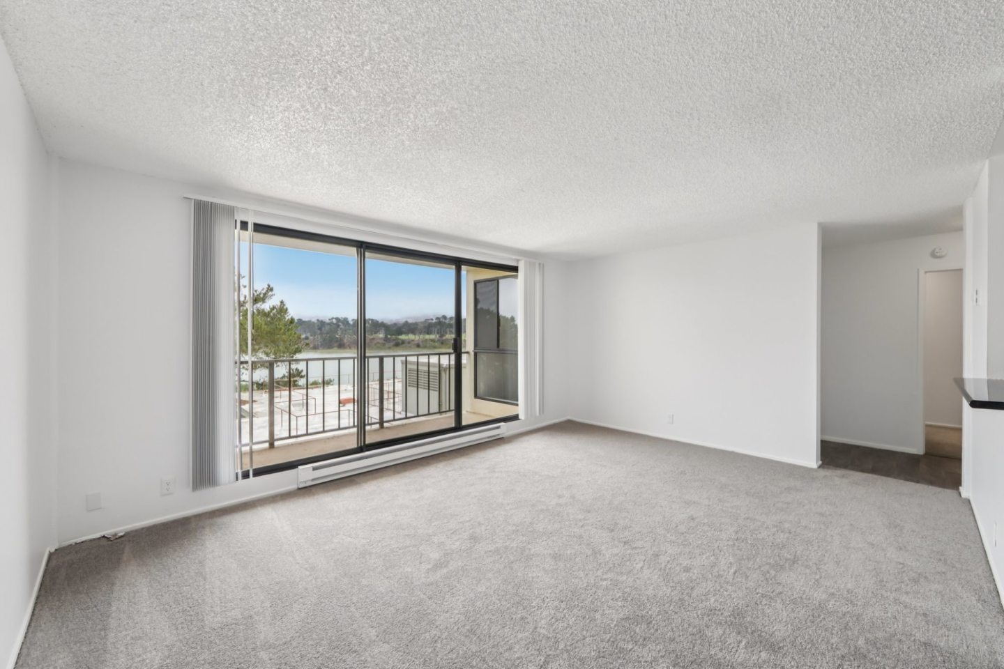 Lakewood Apartments at Lake Merced Image 30