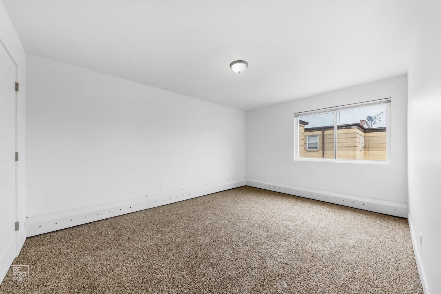 2025-2035 E 72nd St Image 6