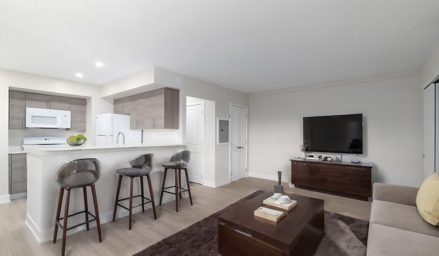 Donna Court Apartments Image 1