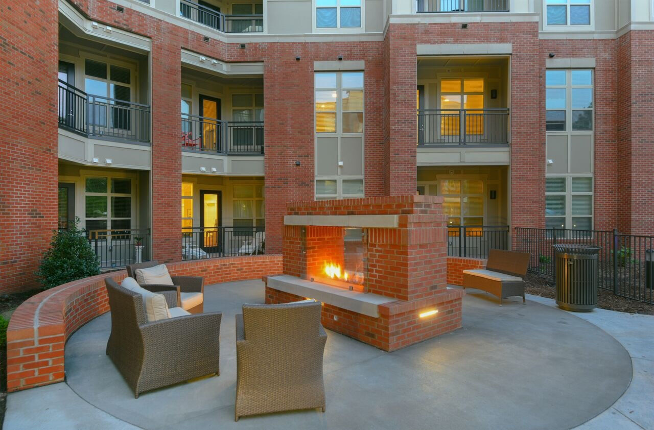 Apartments at Palladian Place Image 3