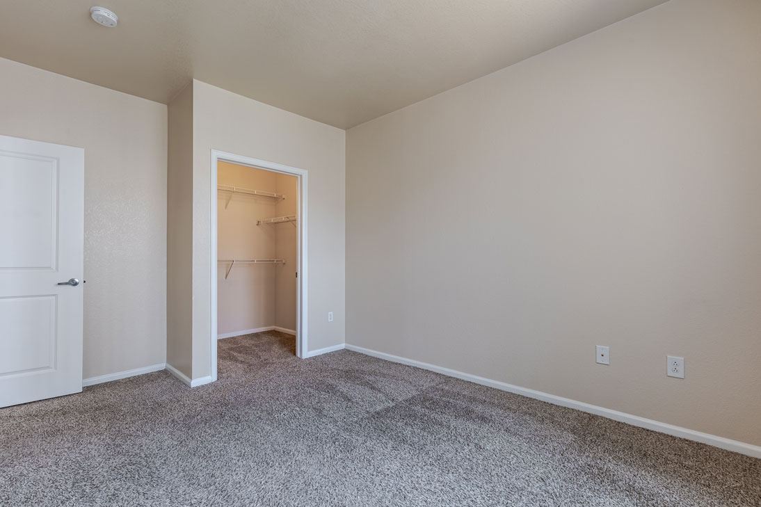 Diamond at Prospect Apartments Image 13