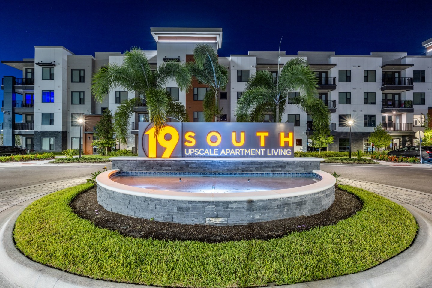 19 South Image 1