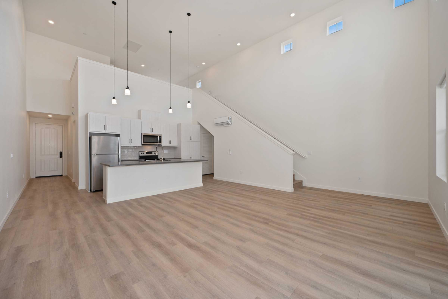 The Commodore Apartments Image 35