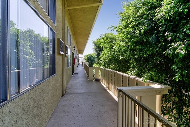 University Commons at Northridge Image 18