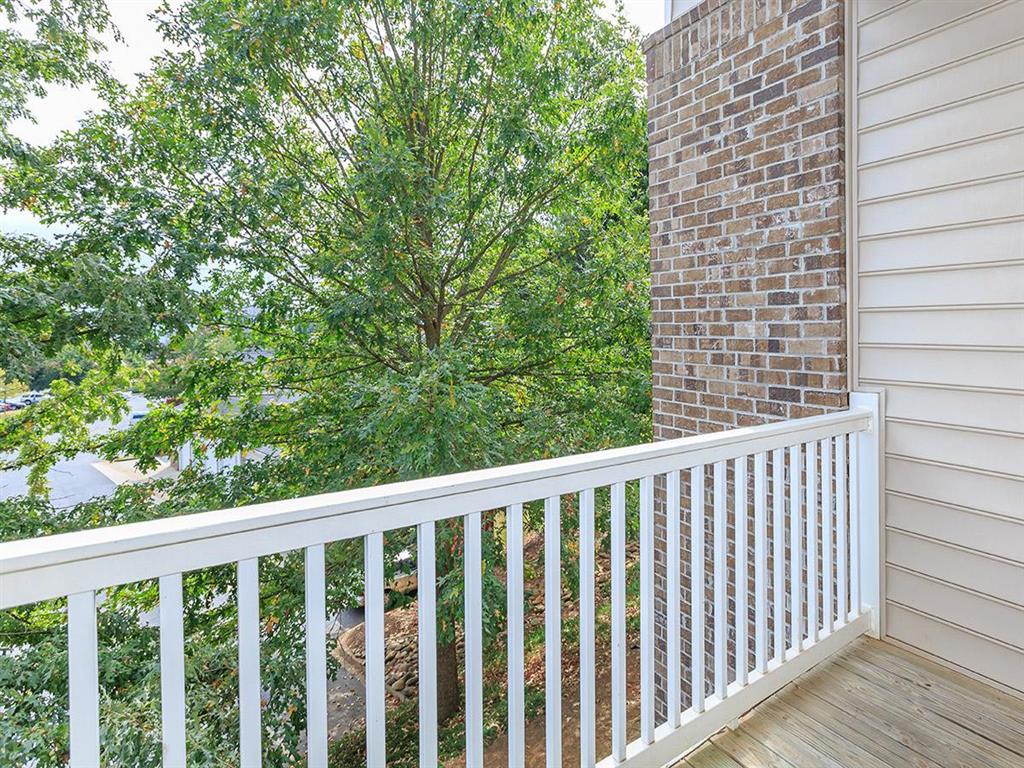 Carrington Park at Lake Lanier Image 27