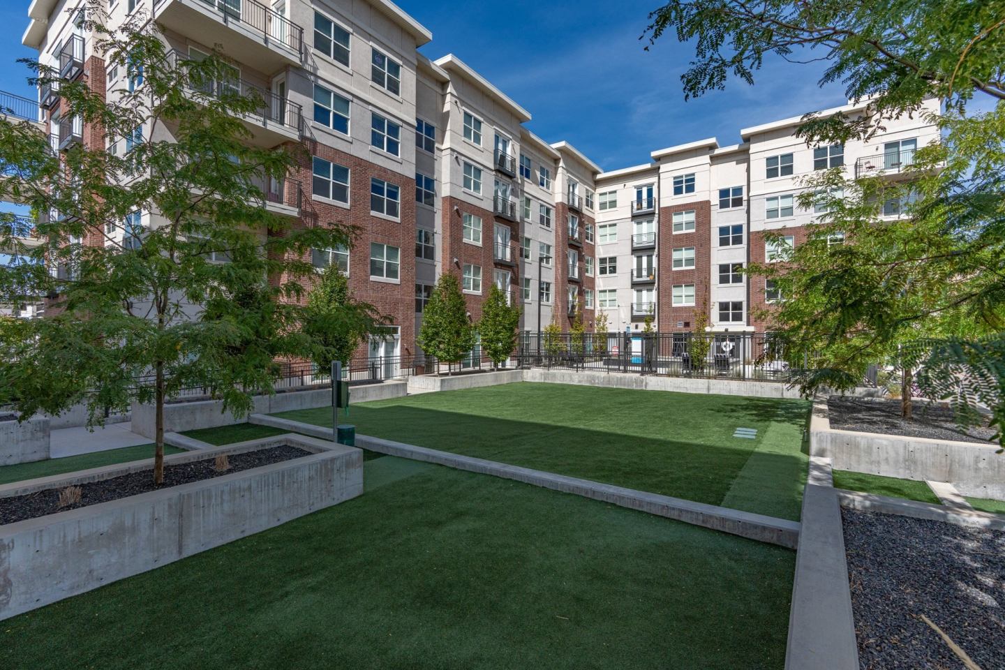 200 City View Image 22