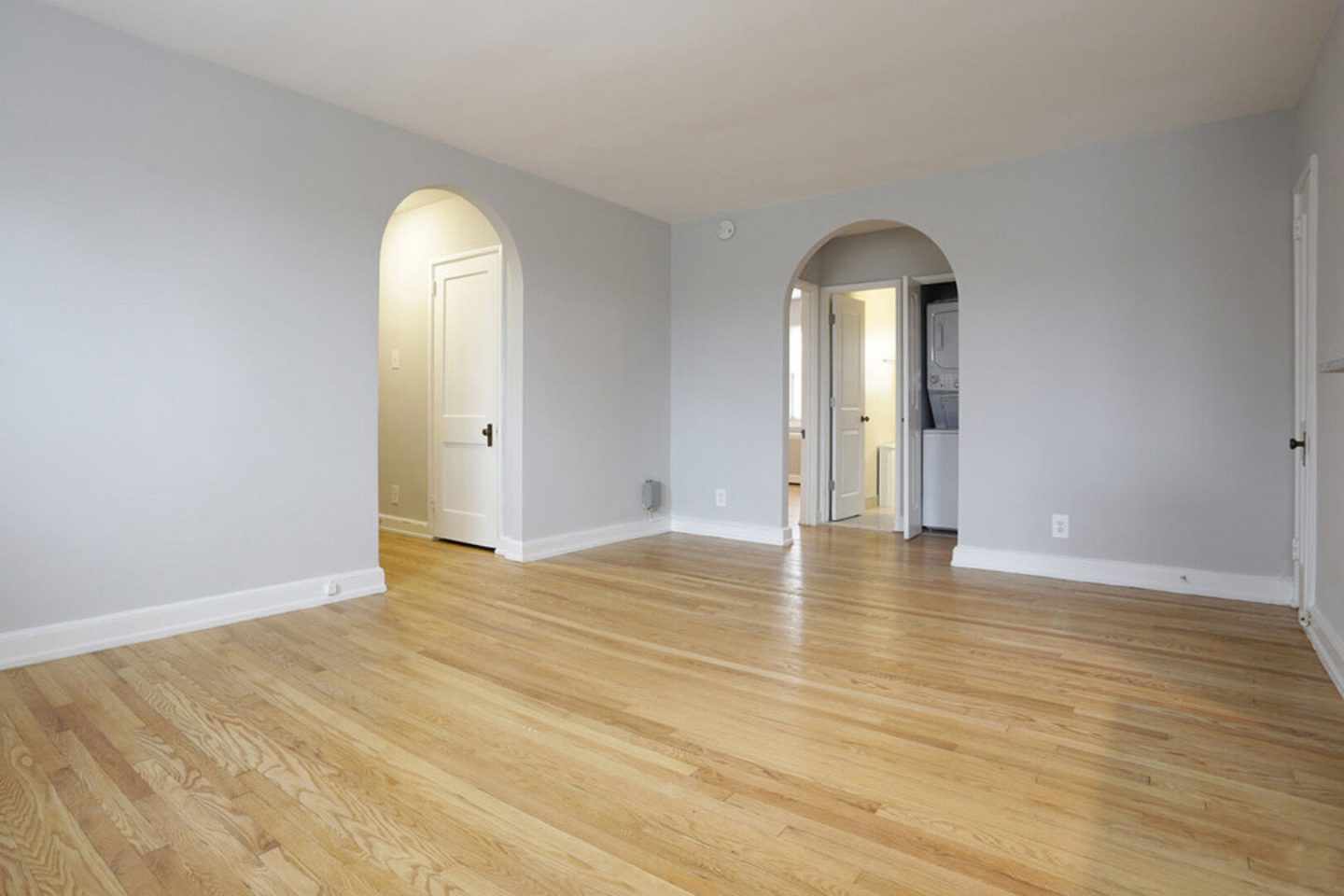 Montgomery Court Image 16