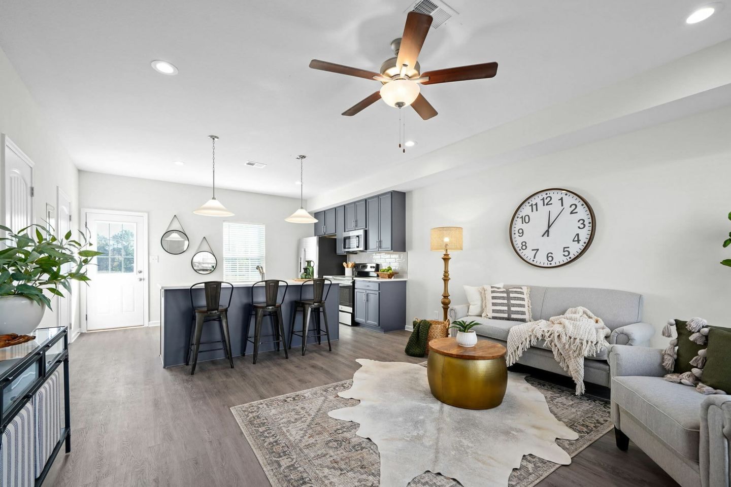 Victory Place Luxury Living Image 3
