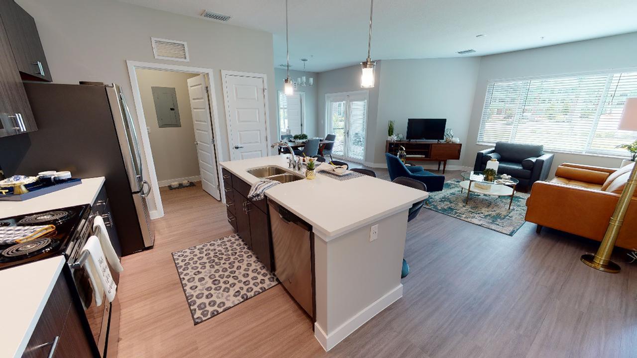 81 West Image 35