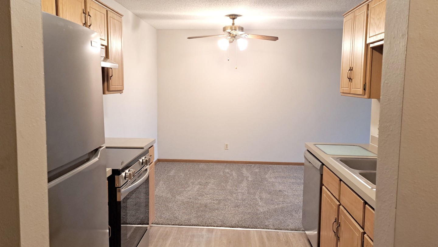 River Ridge Apartments Image 2