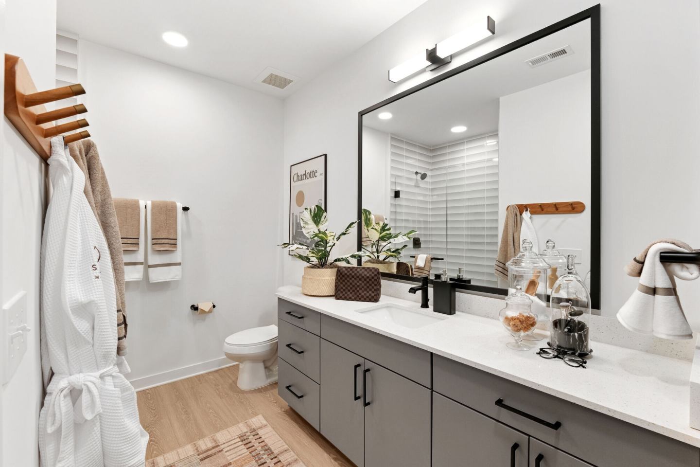 Solis Midtown Image 41